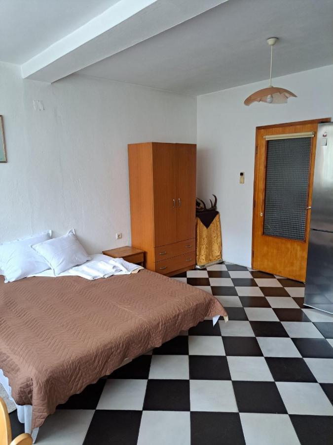 Guest House Liliya Sozopol Exterior photo