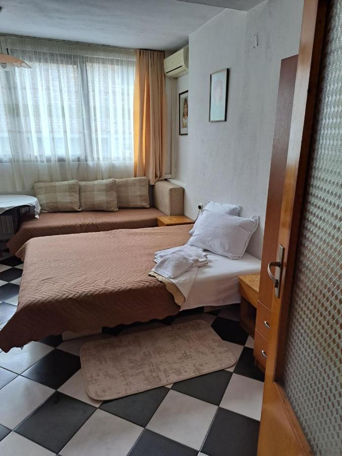 Guest House Liliya Sozopol Exterior photo