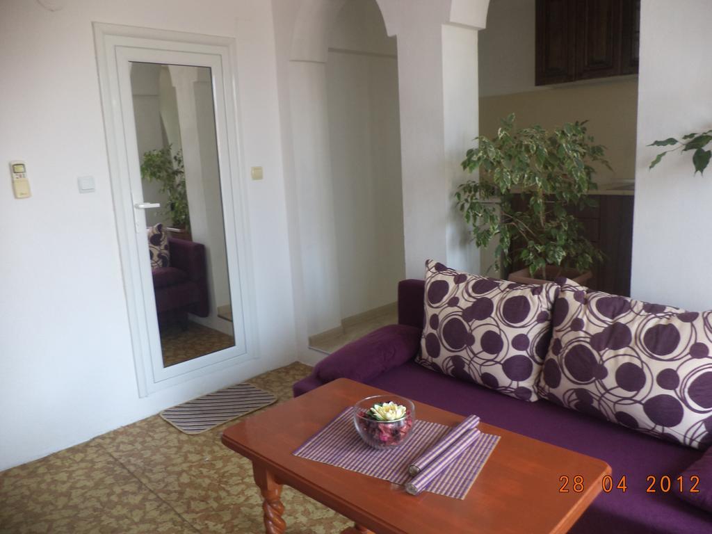 Guest House Liliya Sozopol Exterior photo